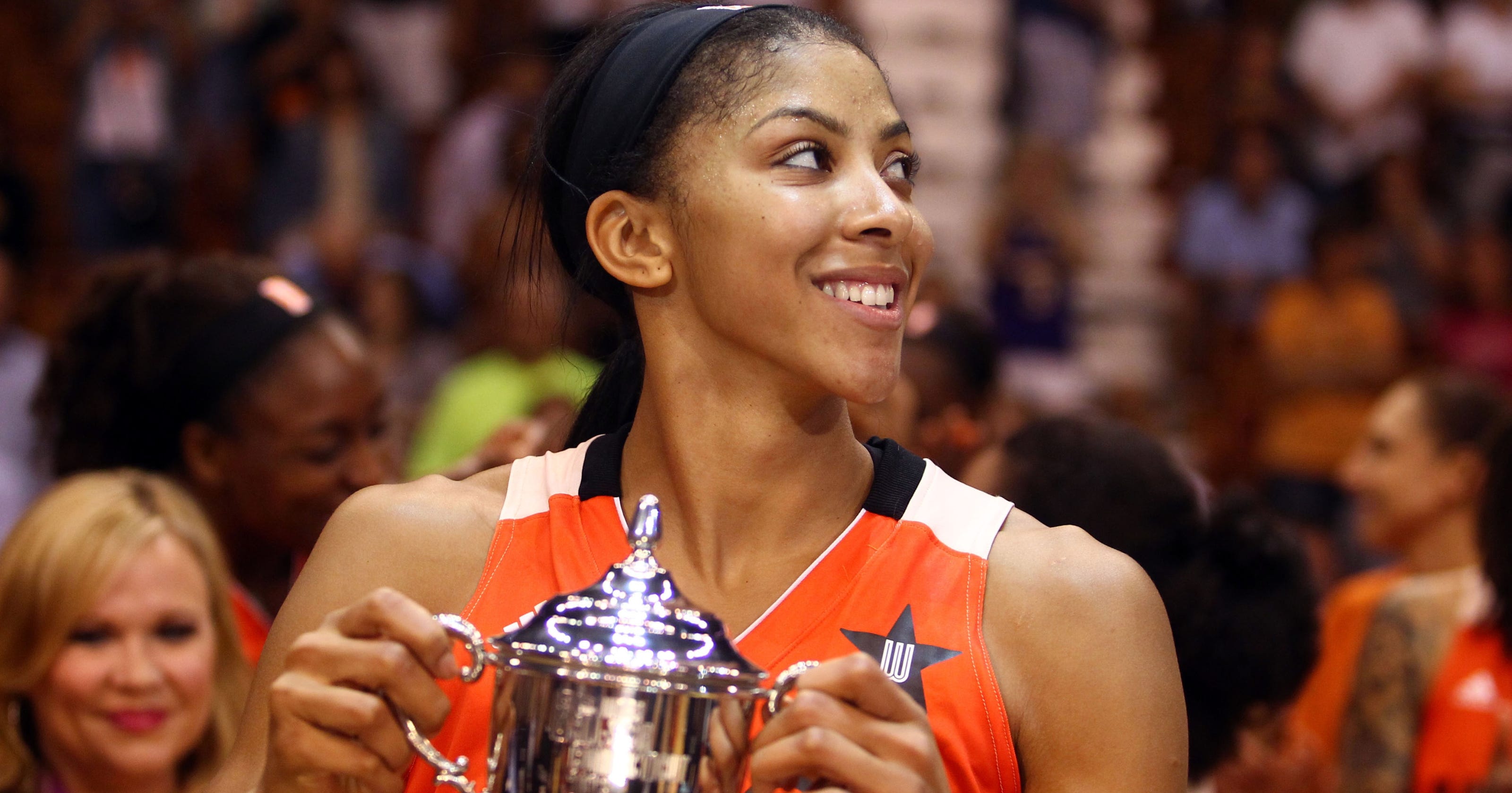 Candace Parker scores record 23 in West's All-Star win