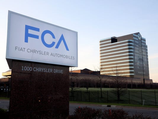 Feds Ex Uaw Star Stole From Fca To Buy Clothes