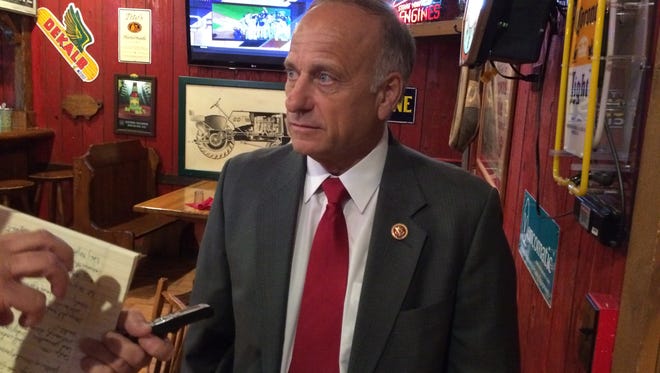 Congressman Steve King talks to reporters at Iowa Machine Shed restaurant in Urbandale.