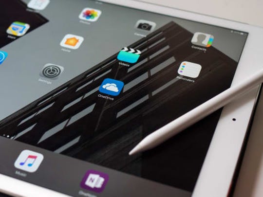 Apple iPad With Apple Pencil