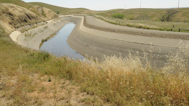 Friant - Kern Canal US Department of the Interior Bureau of Reclamation, operated and maintained by the Friant Water Authority.
Pictured along Millerton Road near Friant Dam and Millerton Lake.