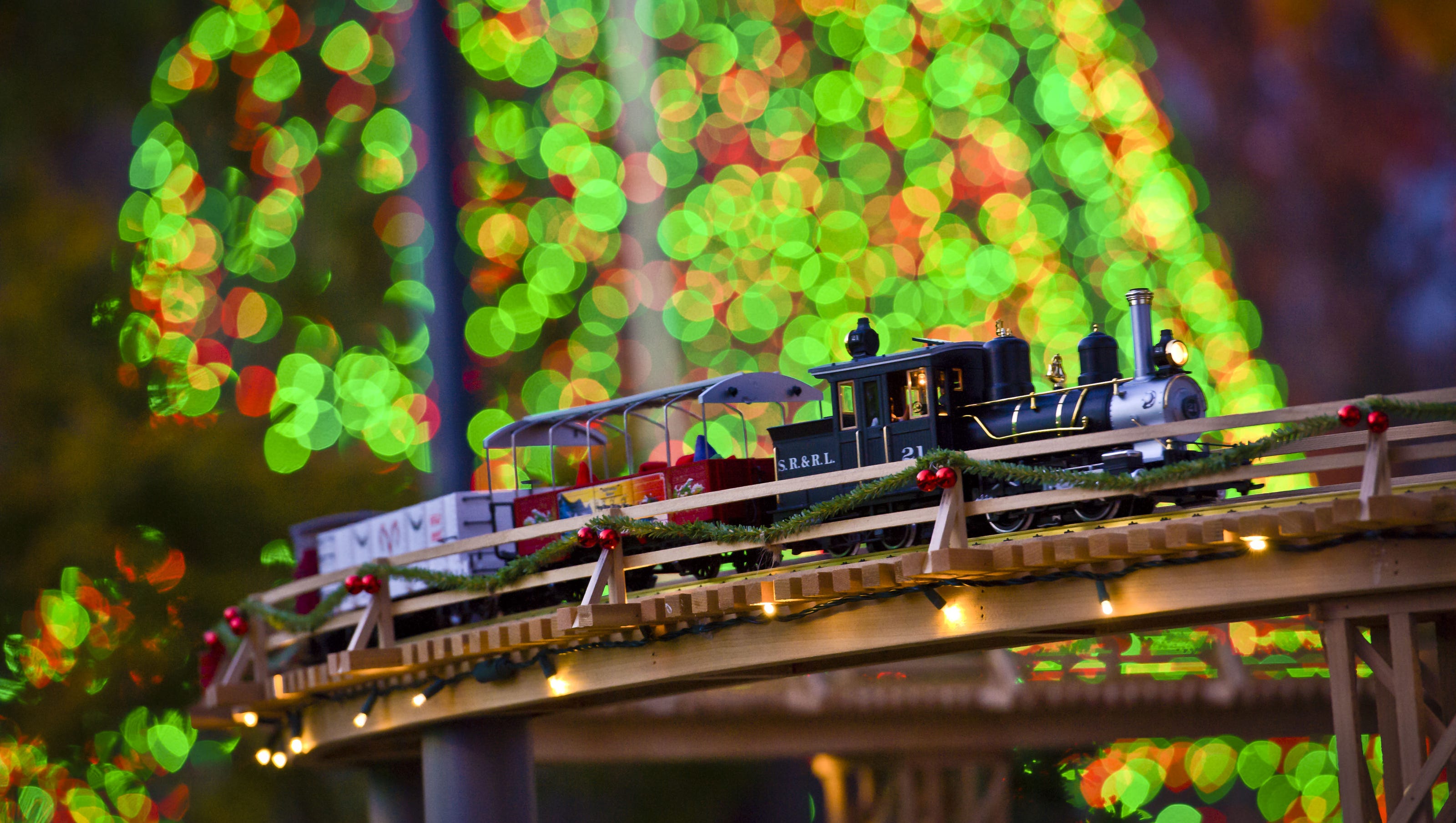 13 holiday model train displays to visit this season 13 holiday model train displays to visit this season