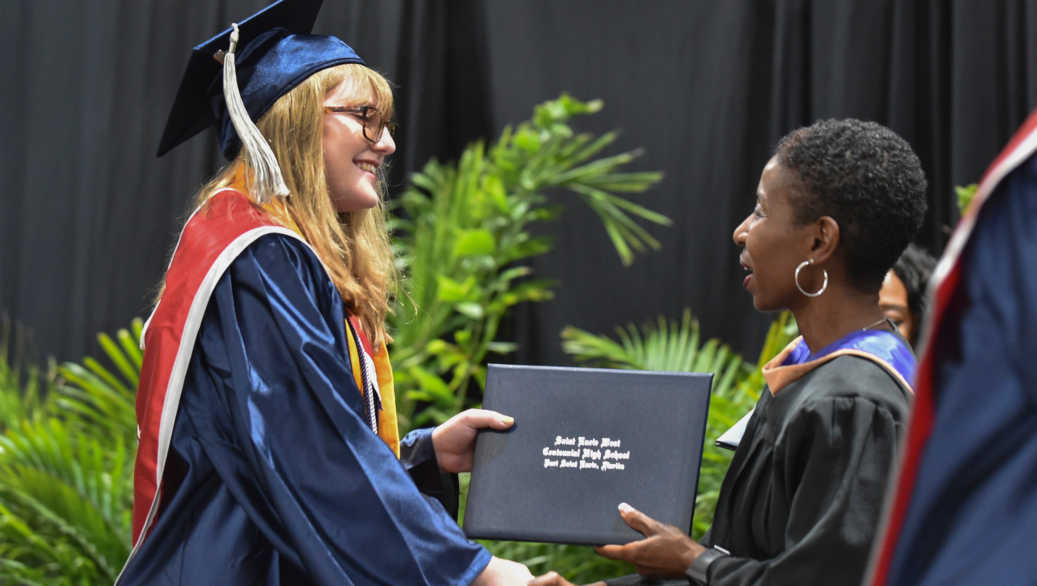 St Lucie West Centennial 2018 Graduating Class Uloz.to je v cechach a na slovensku jednickou pro svobodne sdileni souboru. st lucie west centennial 2018
