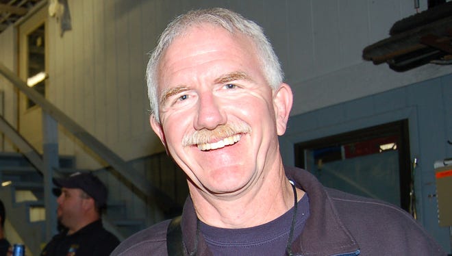 Firefighter S Service Enthusiasm Recalled After Fatal Crash