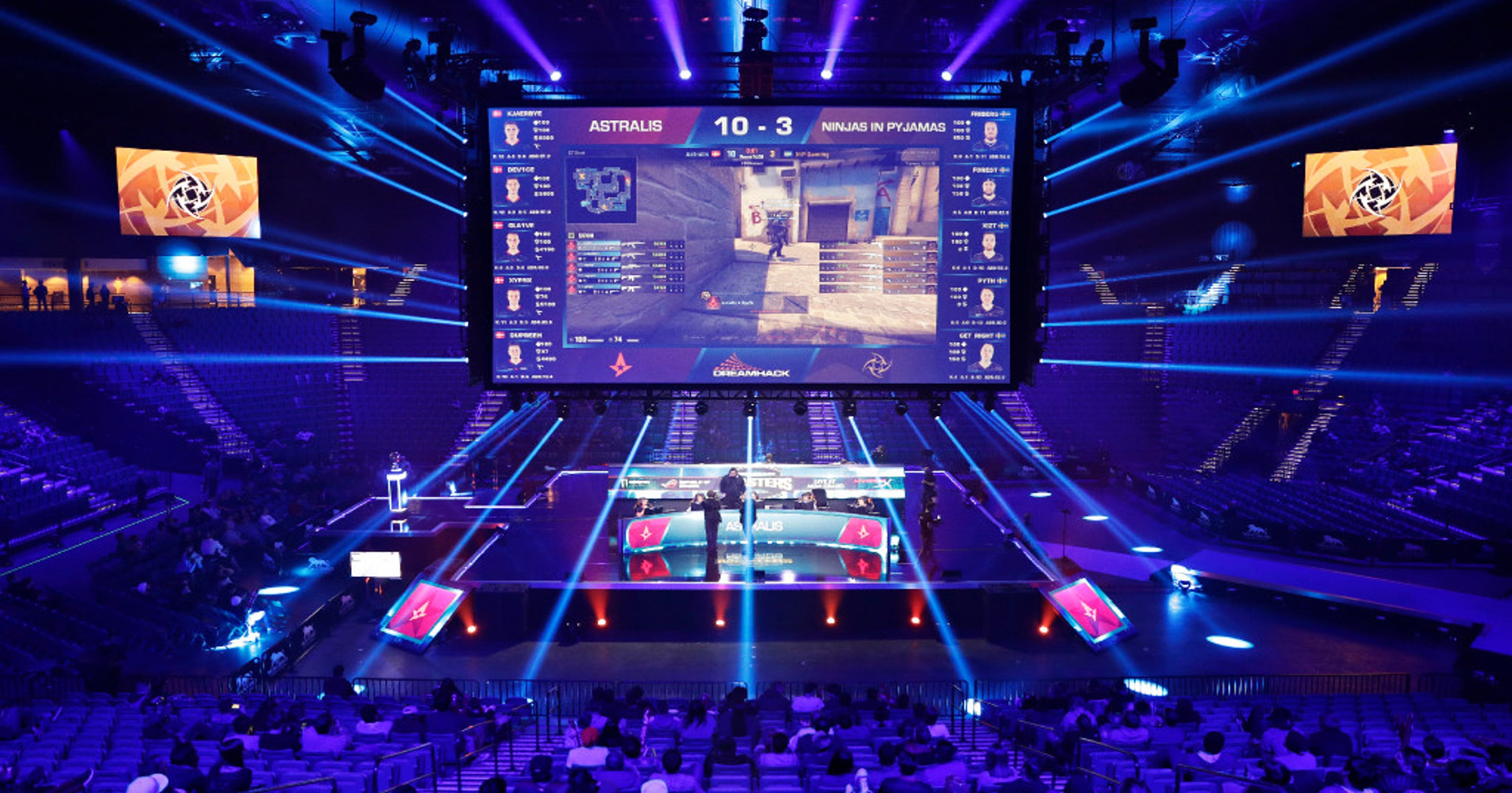 Vegas Strip Getting Esports Arena With Nightclub Overhaul