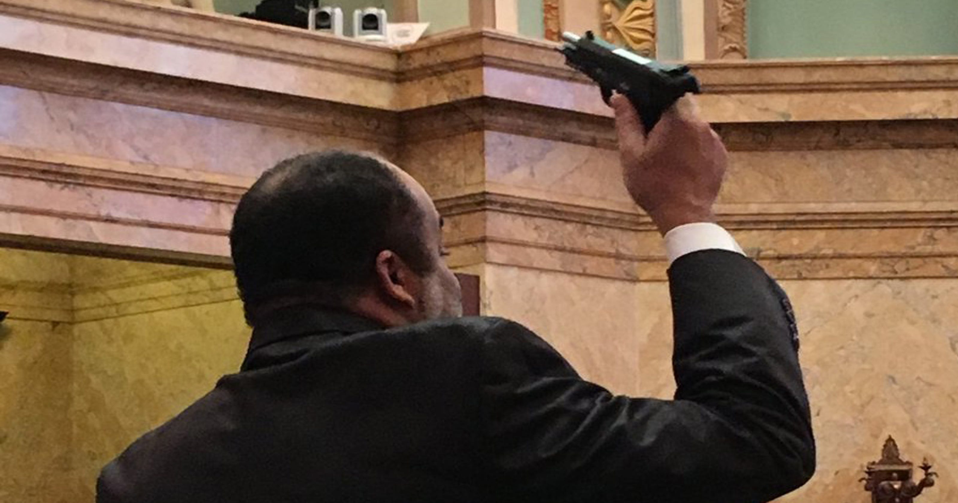 Gun brought onto Mississippi House floor by lawmaker protesting bill