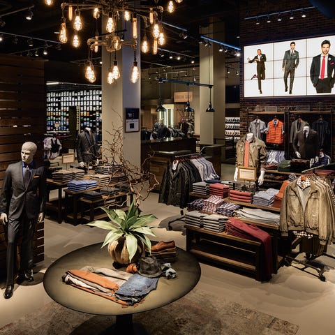 The Men's Wearhouse flagship store in Manhattan. M