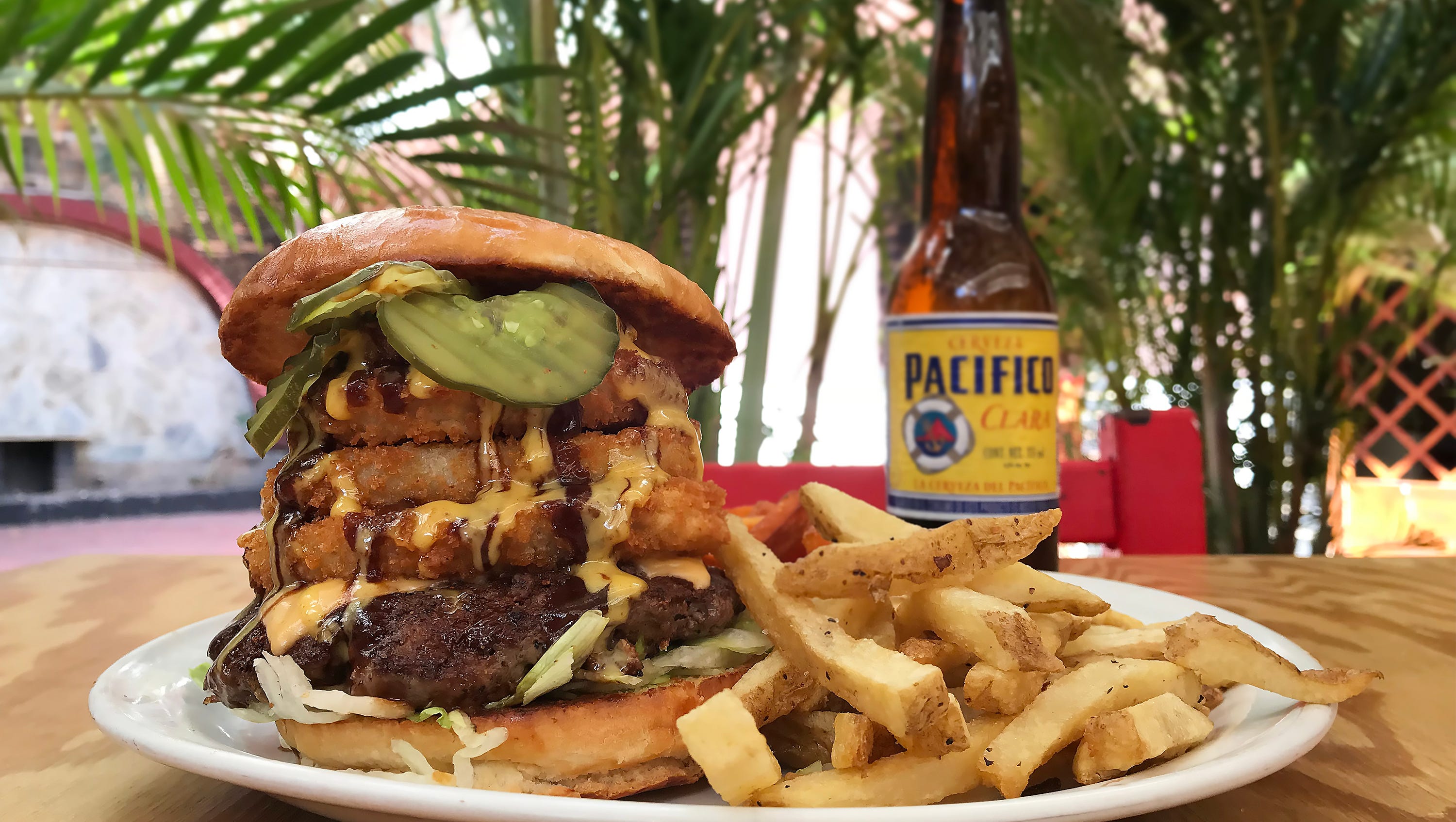 Derby City Burgers Serves Up Delicious Food In Puerto Vallarta Mexico Derby City Burgers Serves Up Delicious Food In Puerto Vallarta Mexico