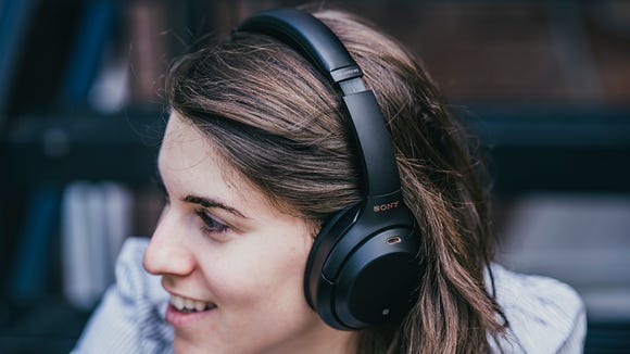 Sony Wh 1000xm3 Save 100 On These Best In Class Headphones Today Only