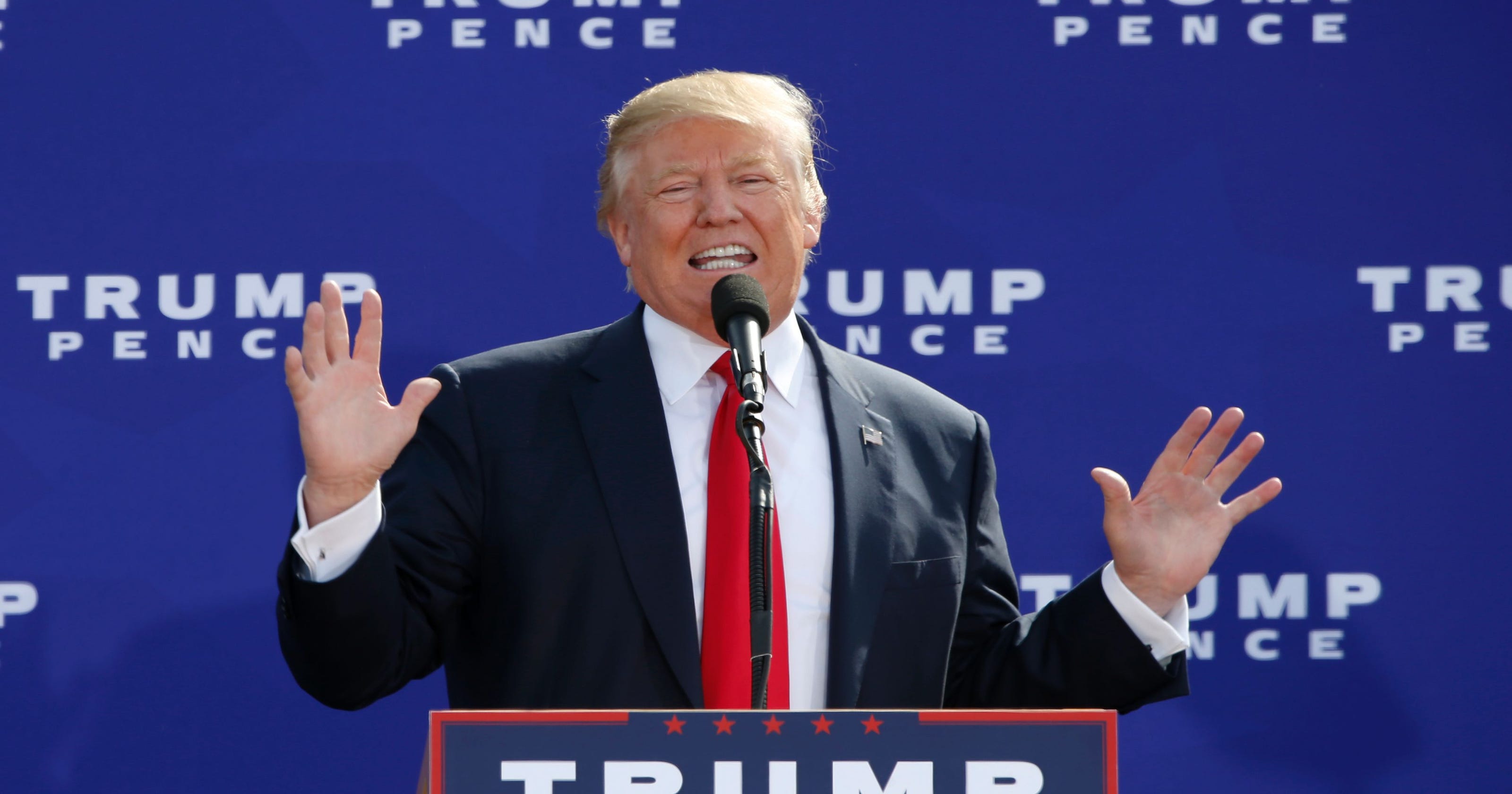 Trump Clinton Should Be In Jail The Election Is Rigged