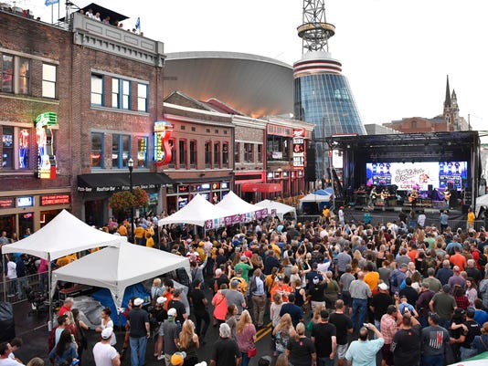 Downtown Nashville Hotels Lower Broadway And Nearby