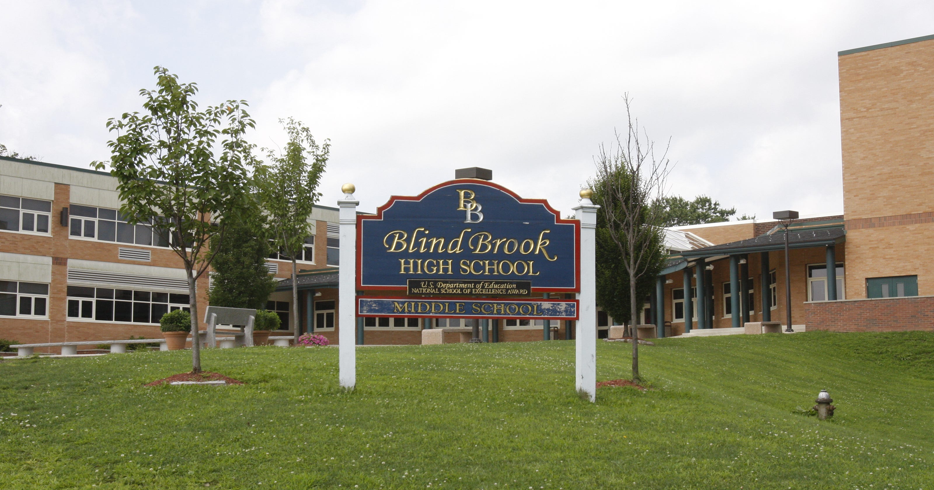 blind-brook-high-school-on-twitter-please-support-the-class-of-2025