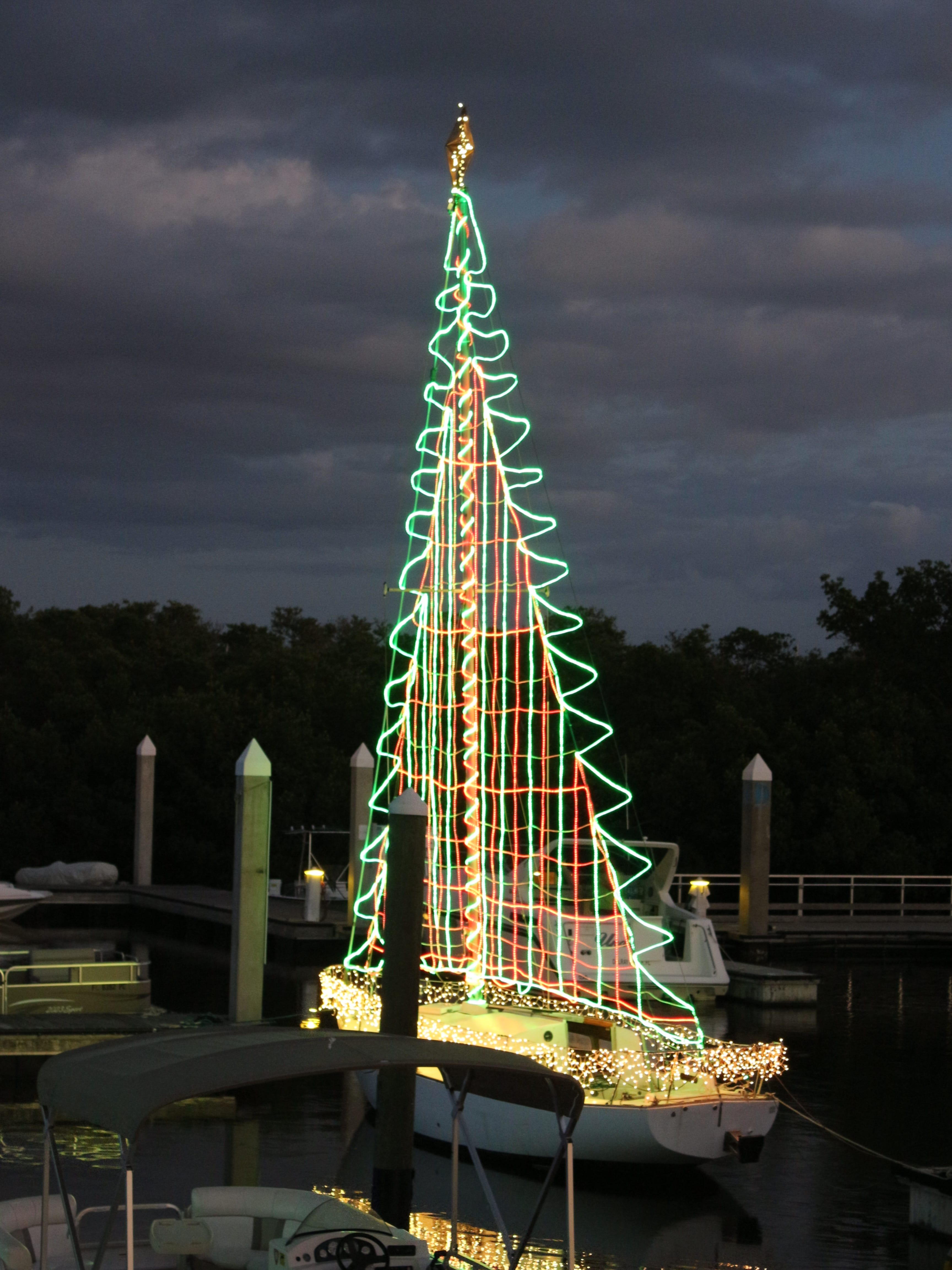 Holiday boat parades are sailing into Cape Coral, Fort Myers area