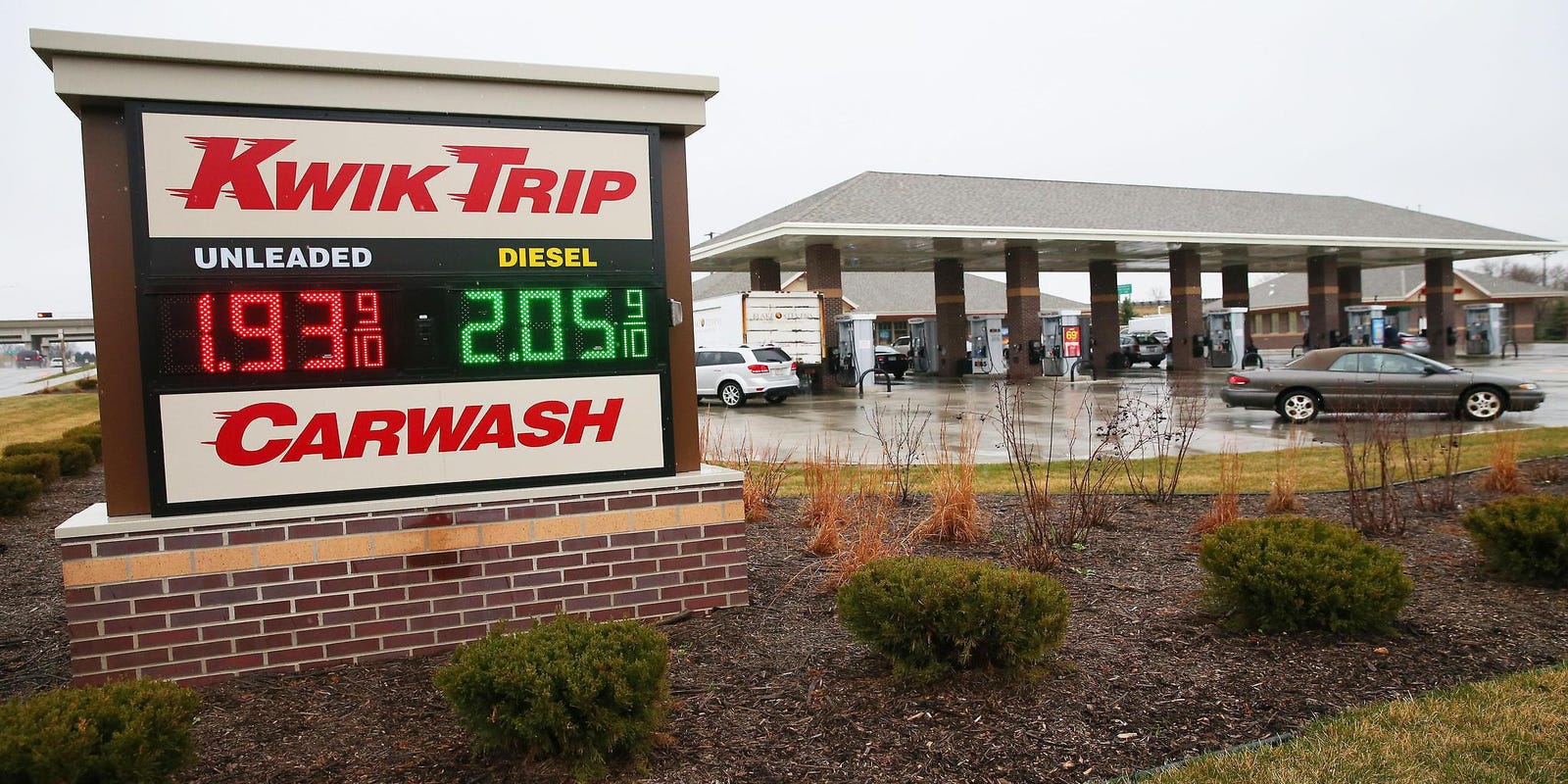 Kwik Trip plans 300 million, 300job expansion in La Crosse