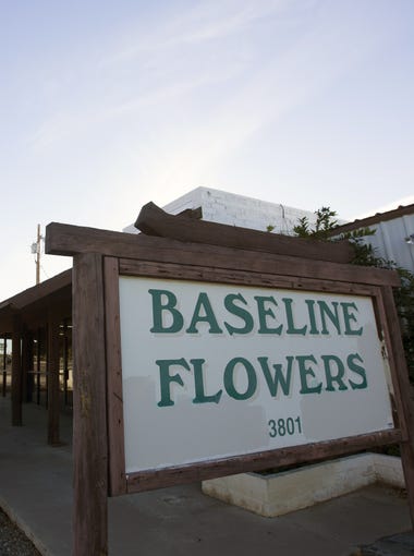The Japanese American Flower Growers Who Made Phoenix Bloom