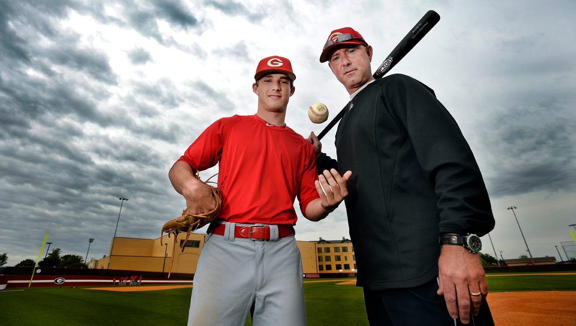Dad, coach ends 25-year coaching streak to watch son play at USC