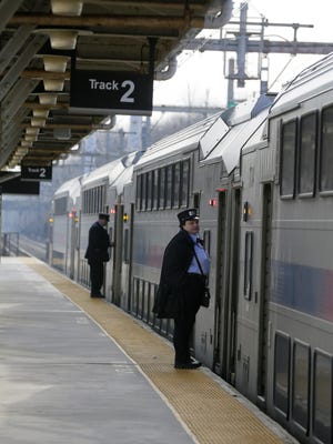 NJ Transit is experiencing delays this morning.