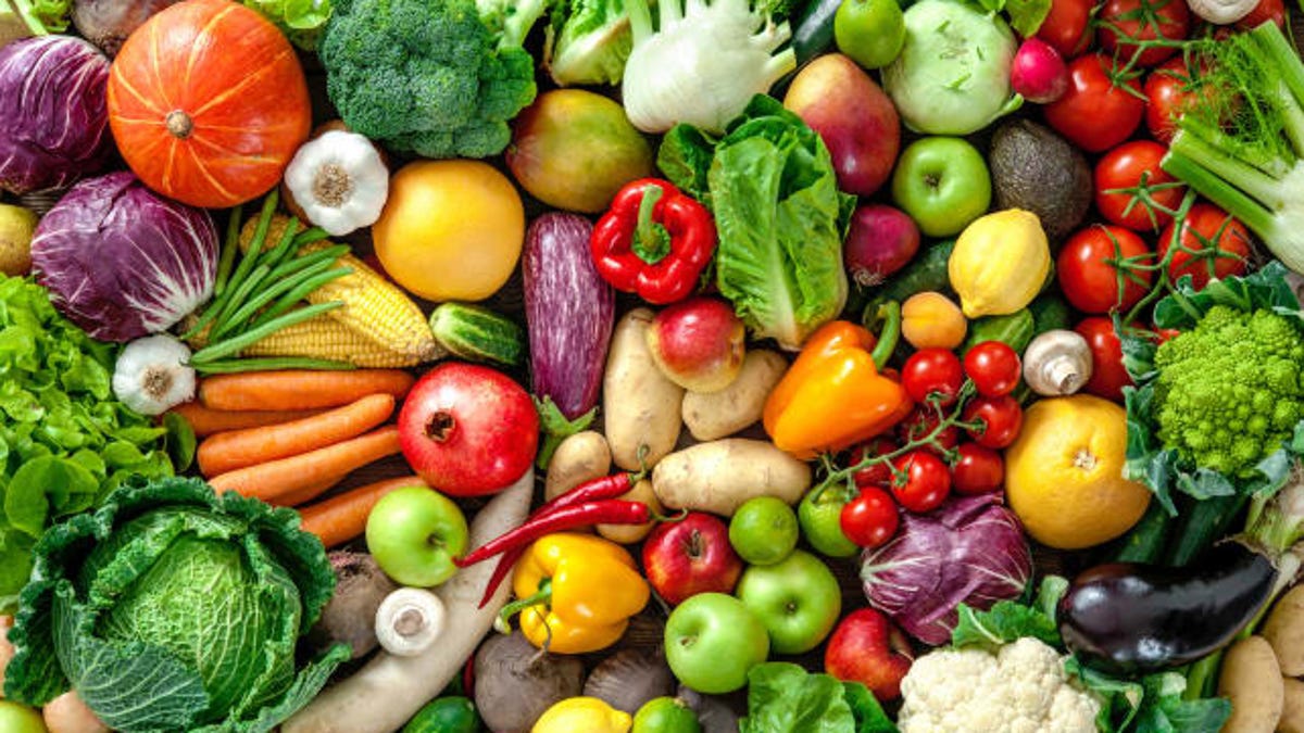 Pesticides In Food Report Strawberries Spinach Kale Have The Most