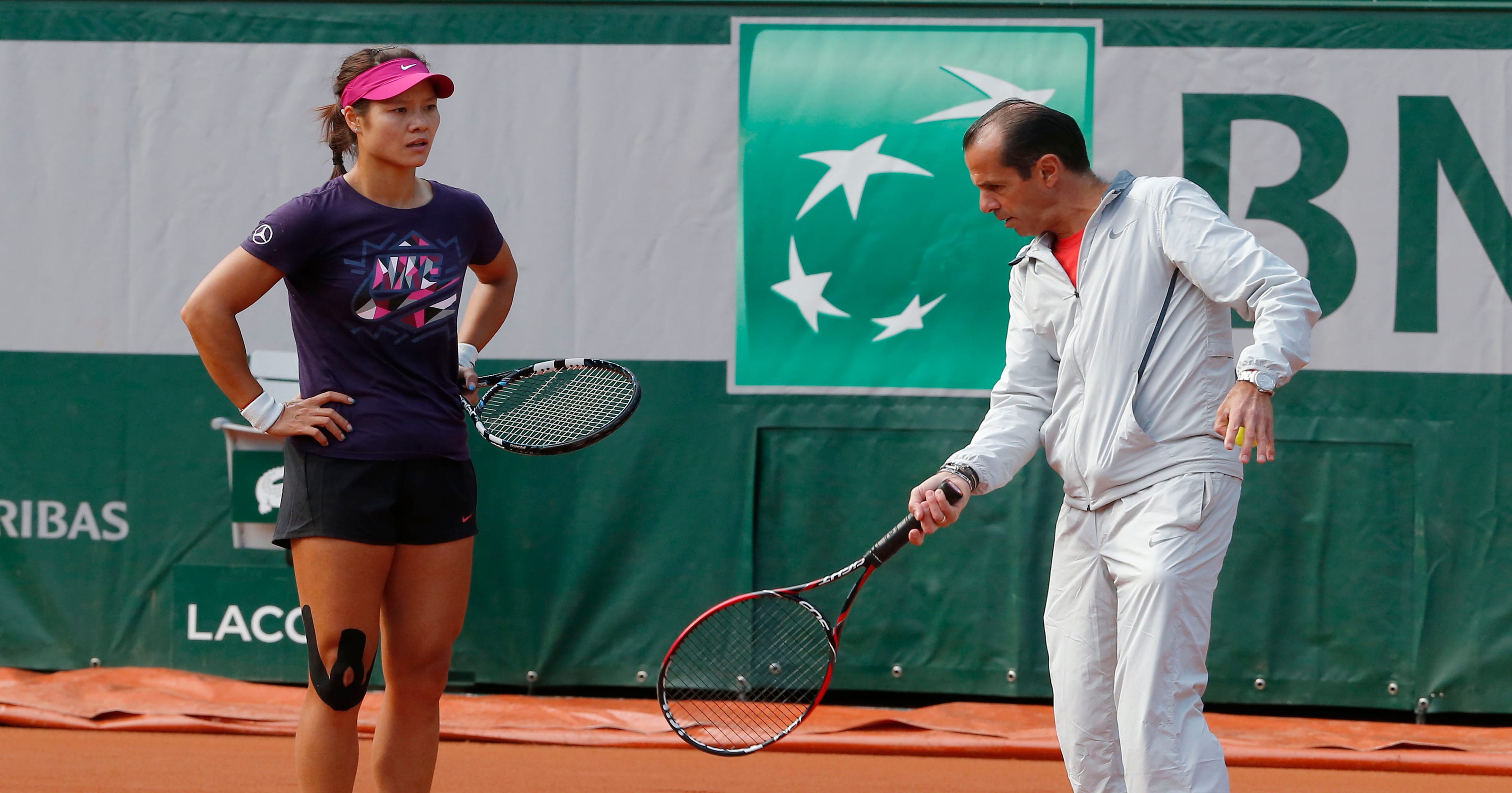 Rodriguez Splits As Coach Of Li Na