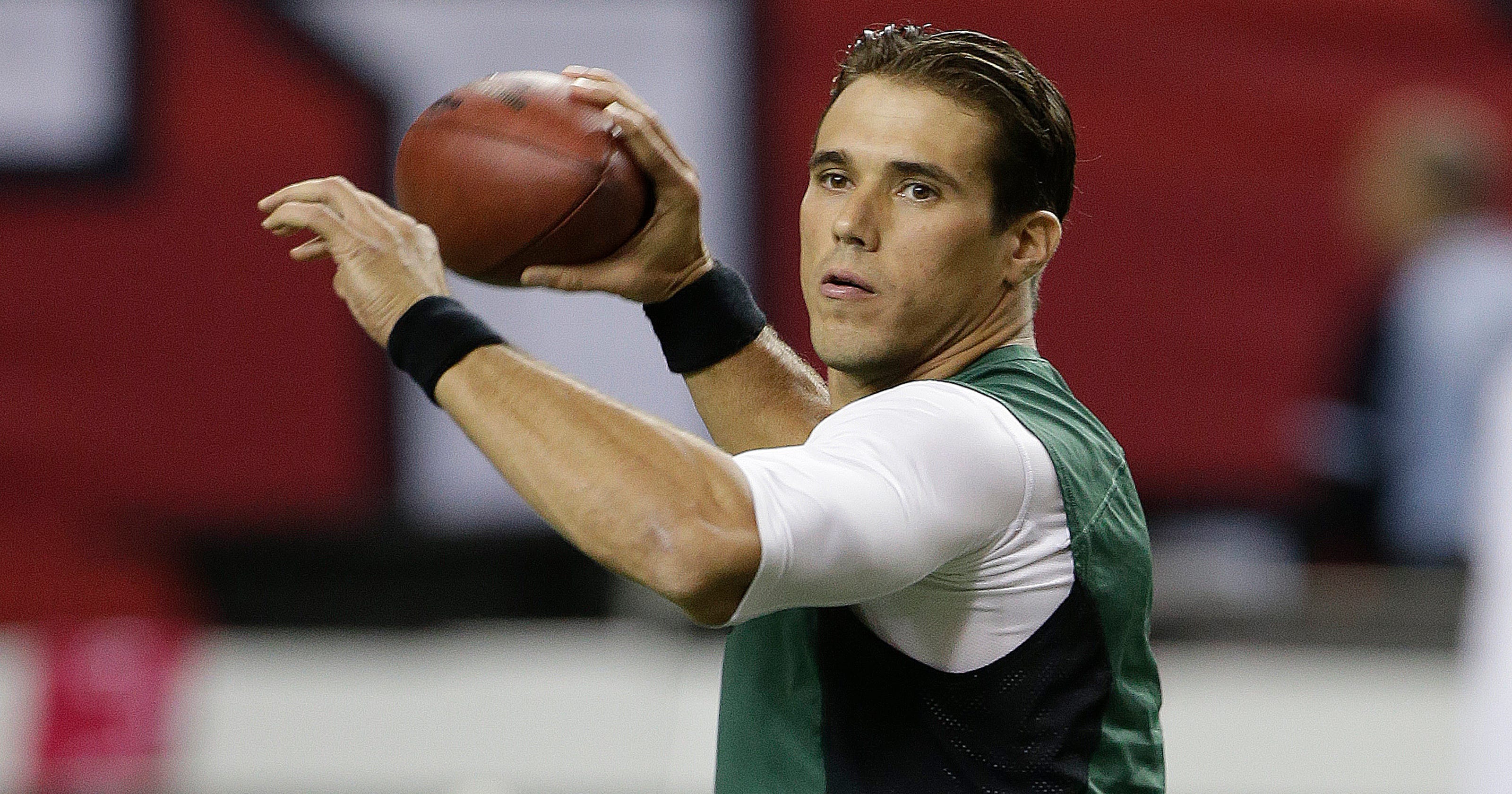 QB Brady Quinn signs deal with Dolphins