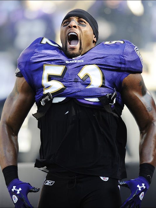 As Ray Lewis enters Hall of Fame, family in killings still mourns