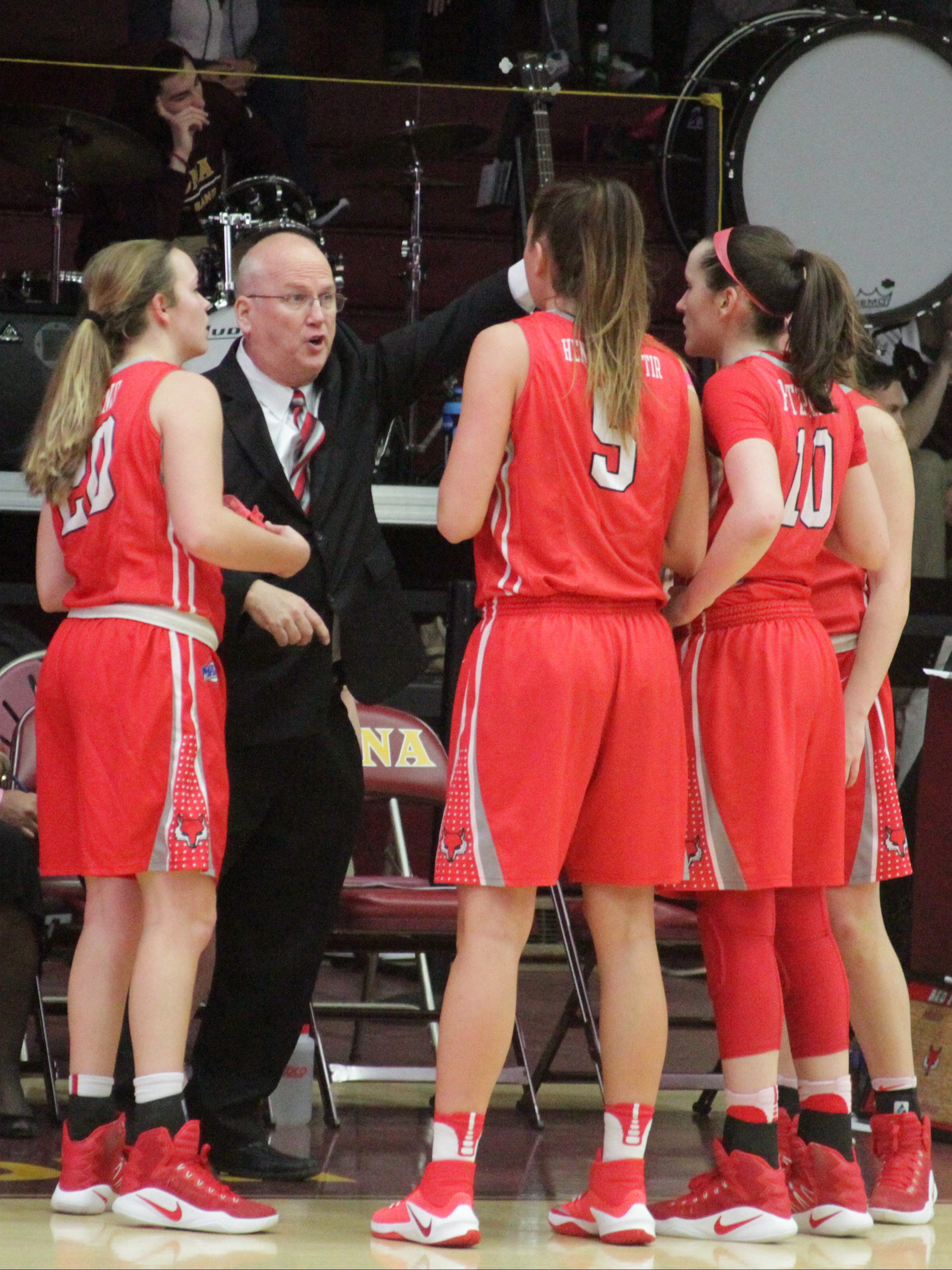 As Marist S Giorgis Passes 400 Wins Players Share Tales Of Influence
