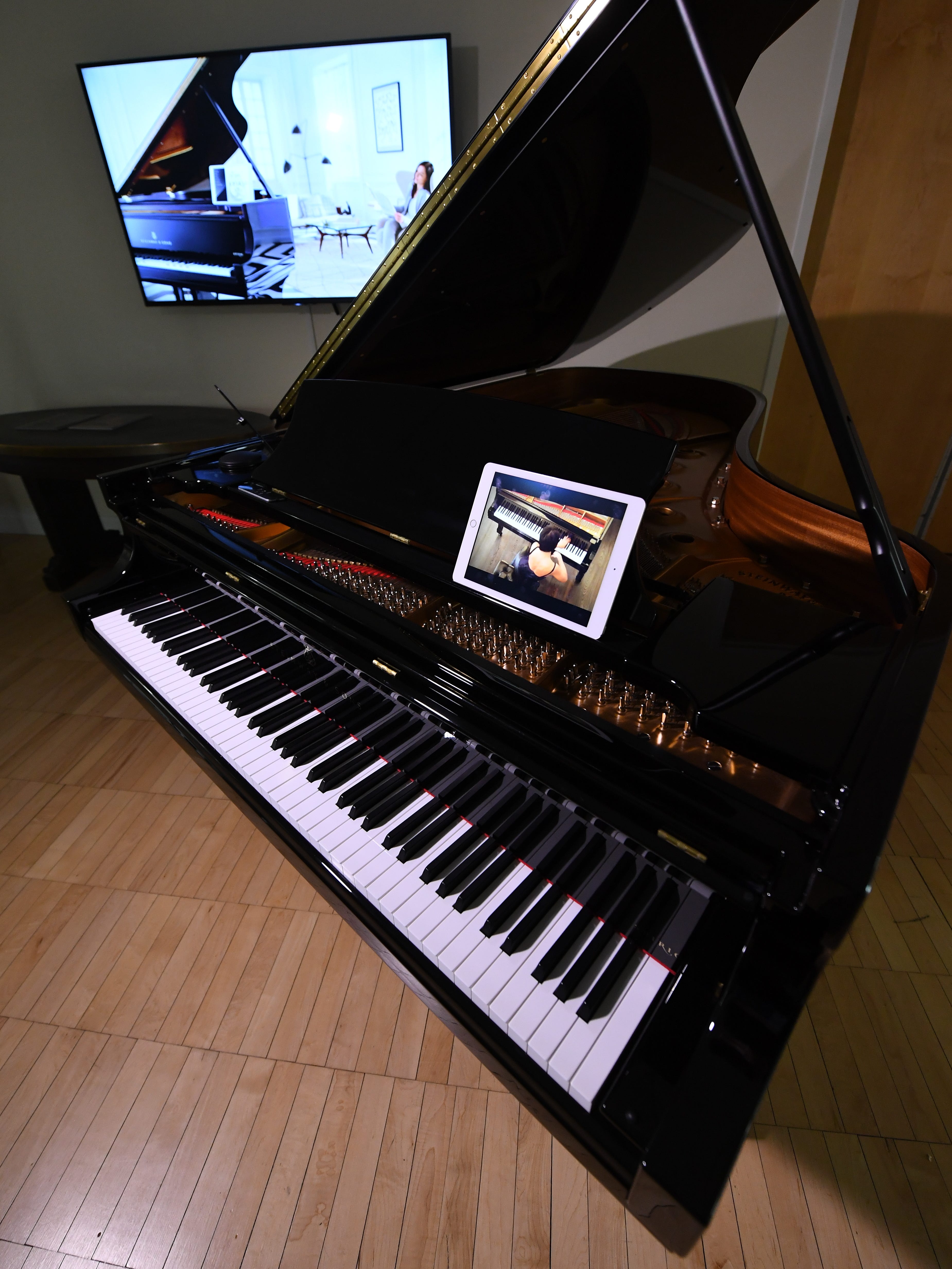 verdrievoudigen priester module Steinway Spirio self-playing concert grand piano delivers turnaround