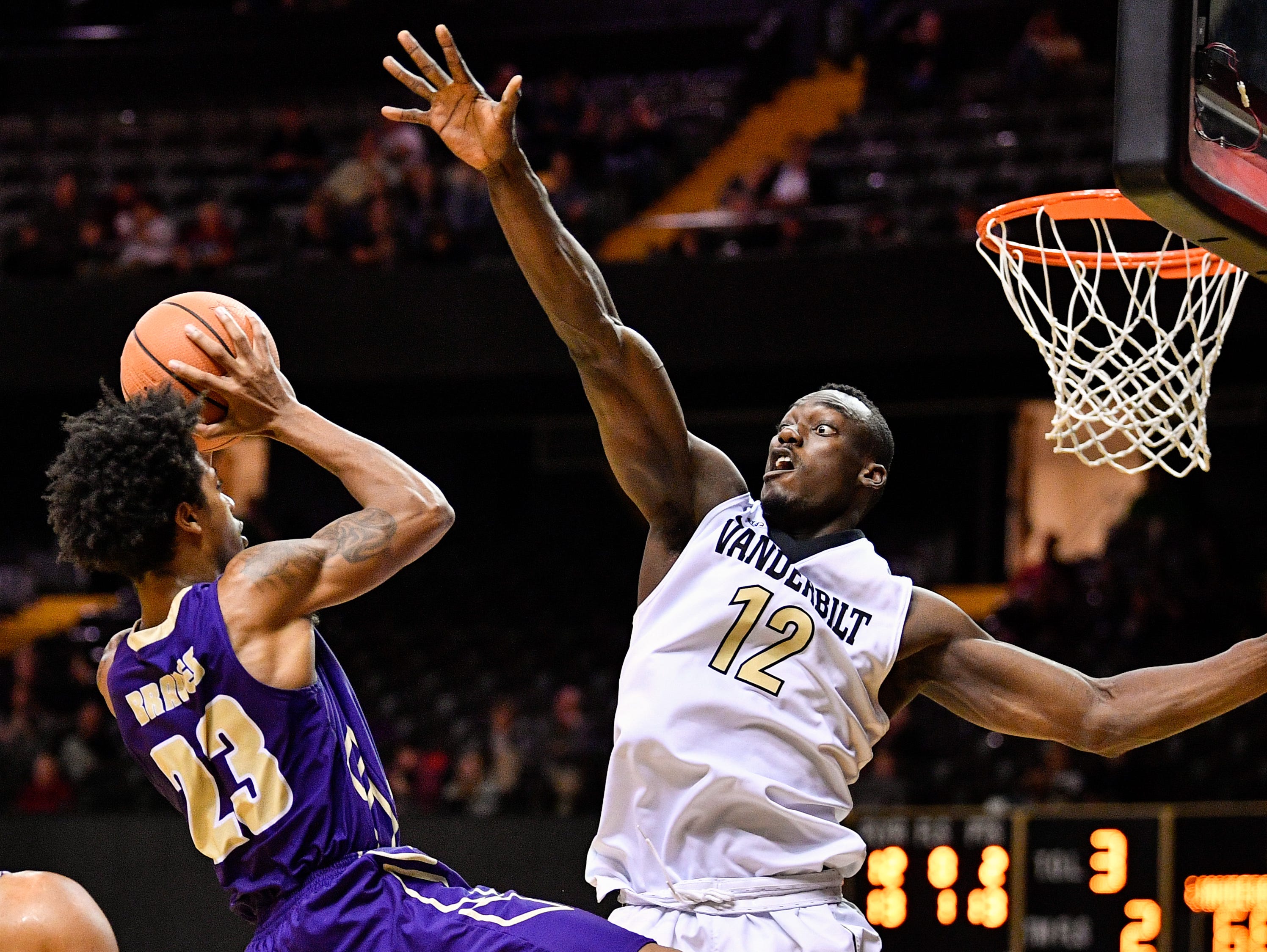 Vanderbilt Men S Basketball Announces Junior Big Man Djery