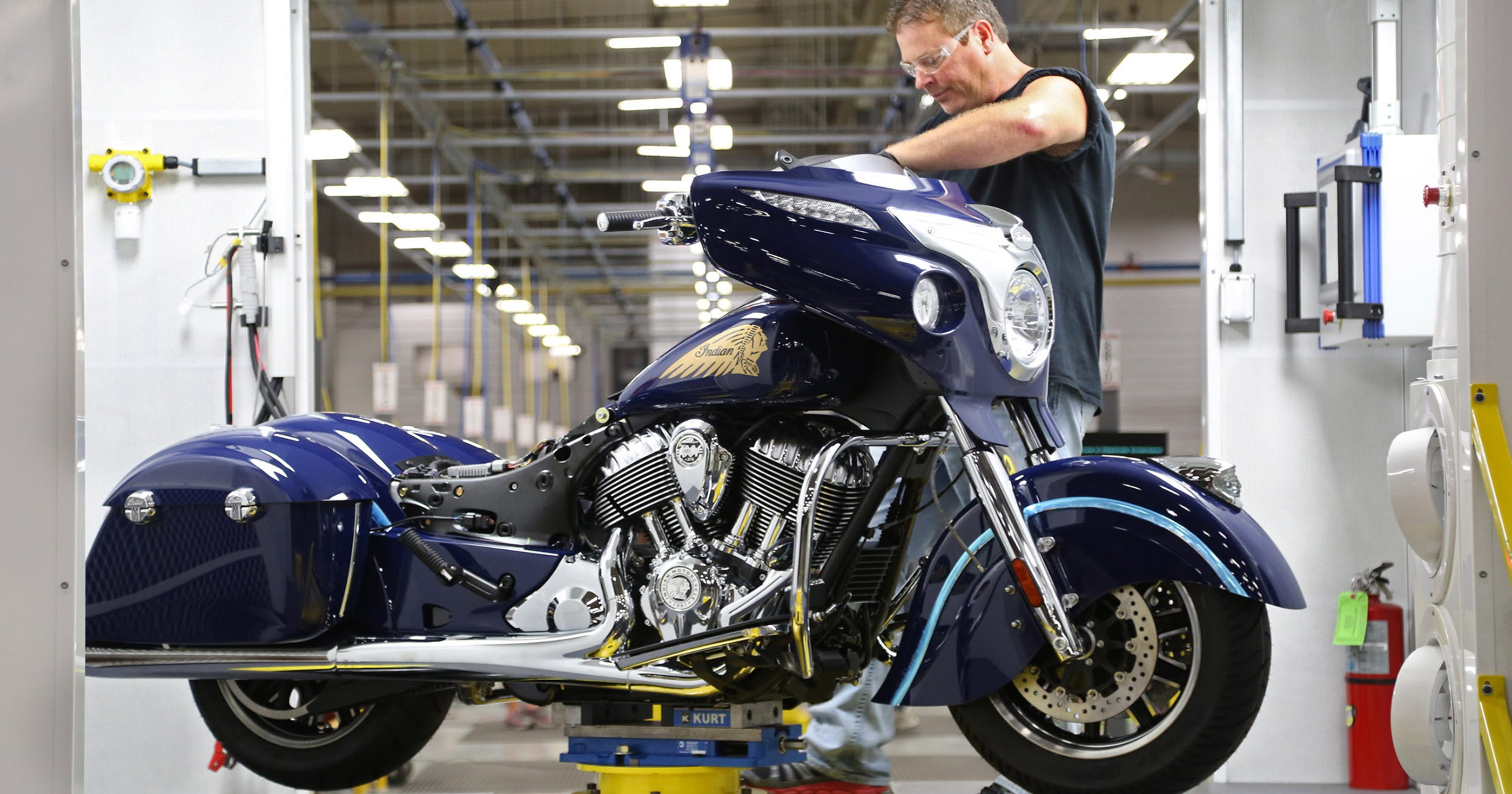 Classic Indian motorcycles back on road with new model