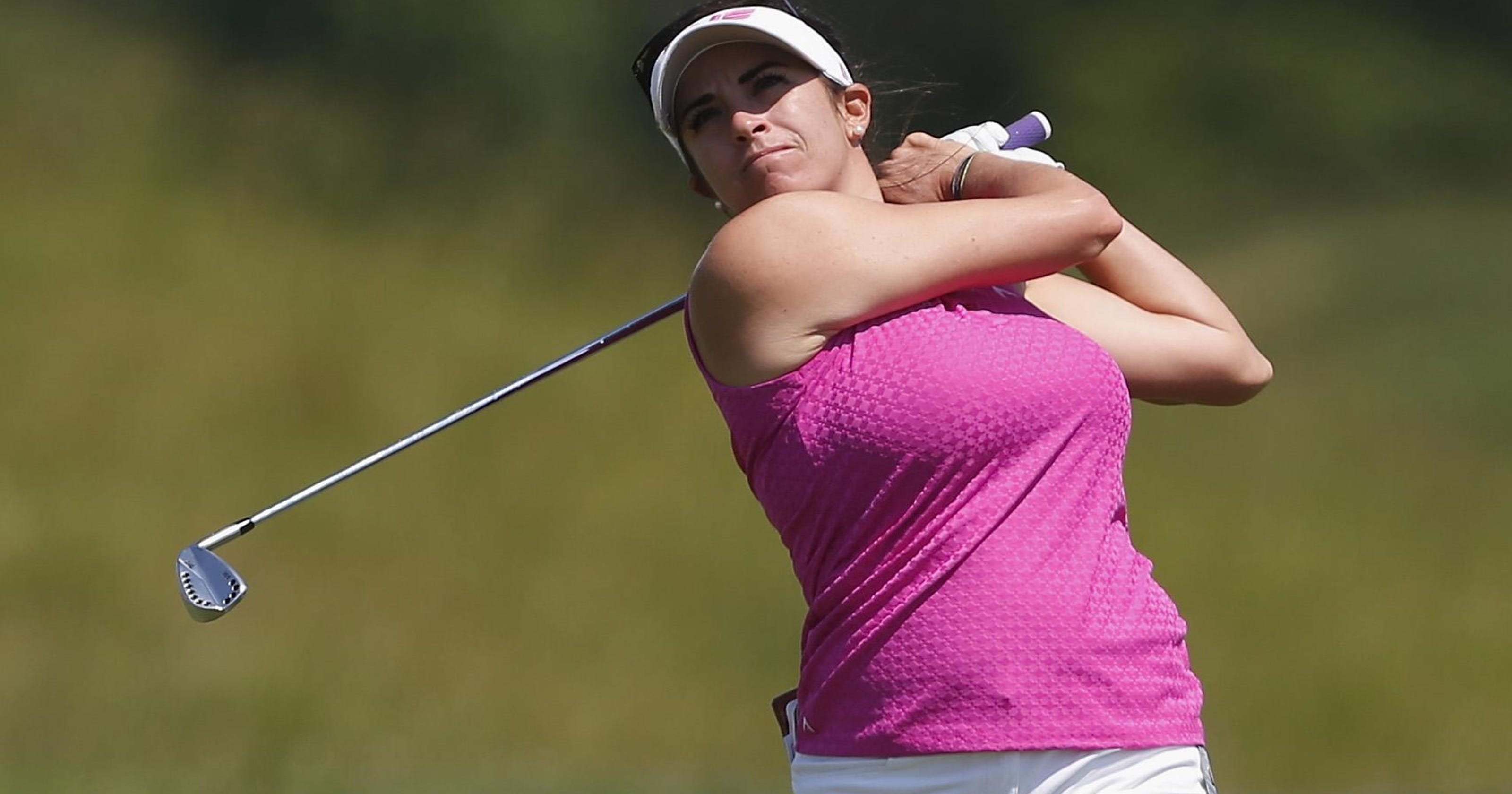 Gerina Piller went from swinging for fences to swinging on LPGA Tour
