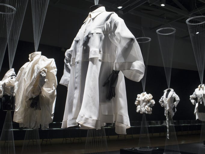 Gianfranco Ferre fashion exhibit opens at Phoenix Art Museum