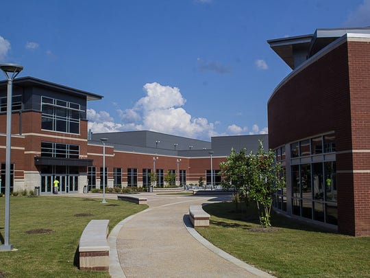 New Collierville High School Take A Look Inside