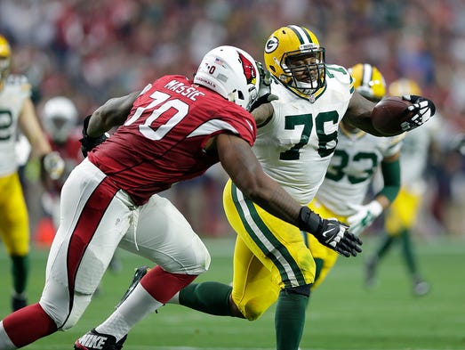 Green Bay Packers defensive tackle Mike Daniels (76)