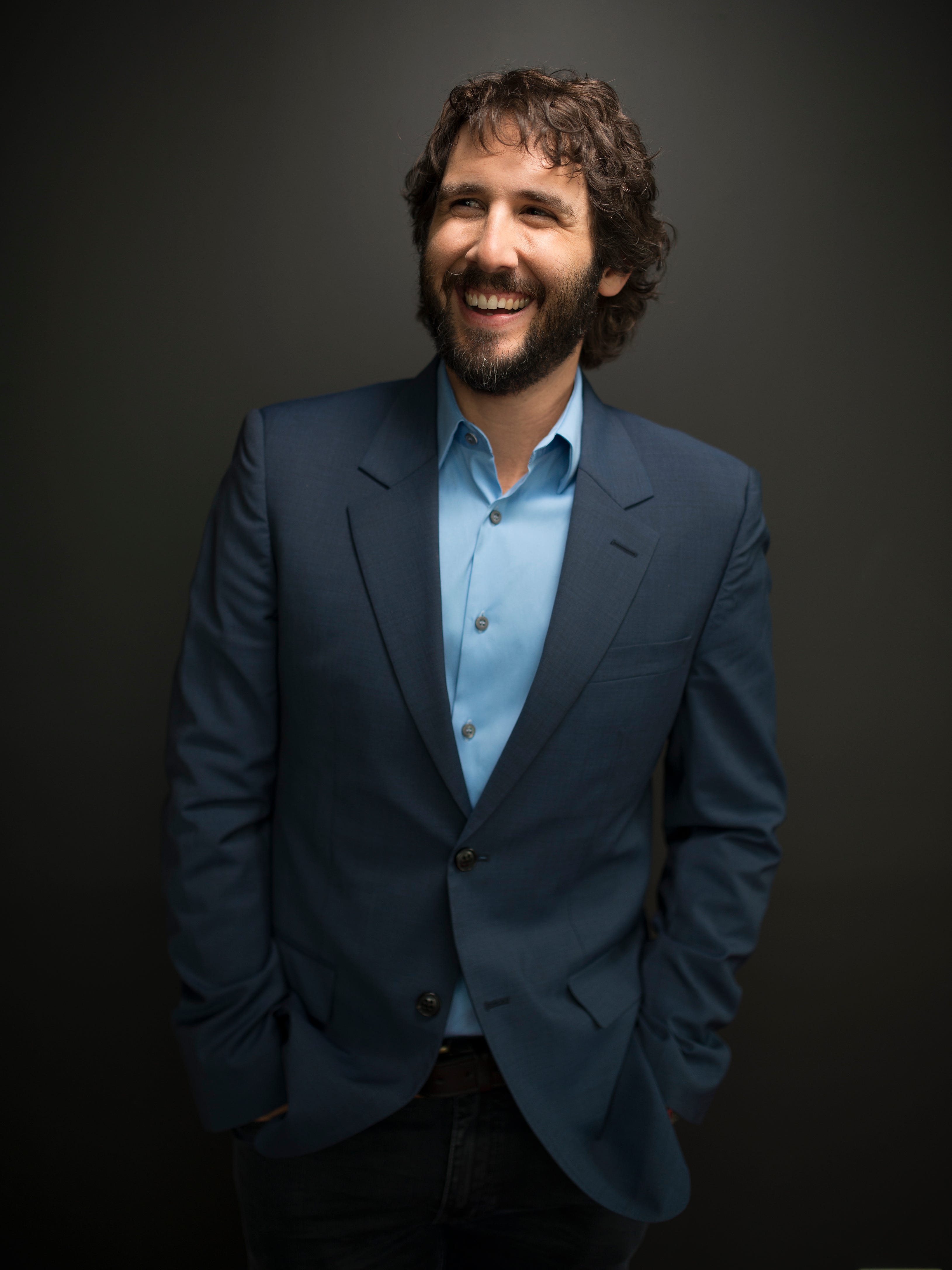 Josh Groban Mines Old Love For New Stages