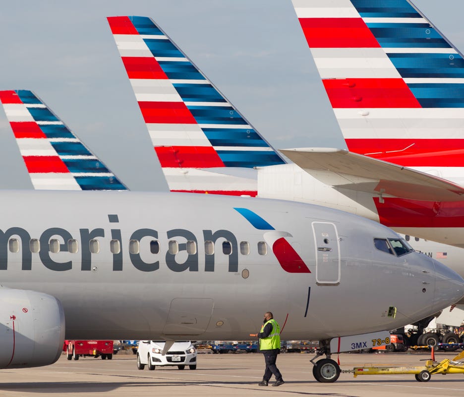 American Airlines jets ready for departure from Dallas/Fort Worth International Airport on Oct. 14, 2016.