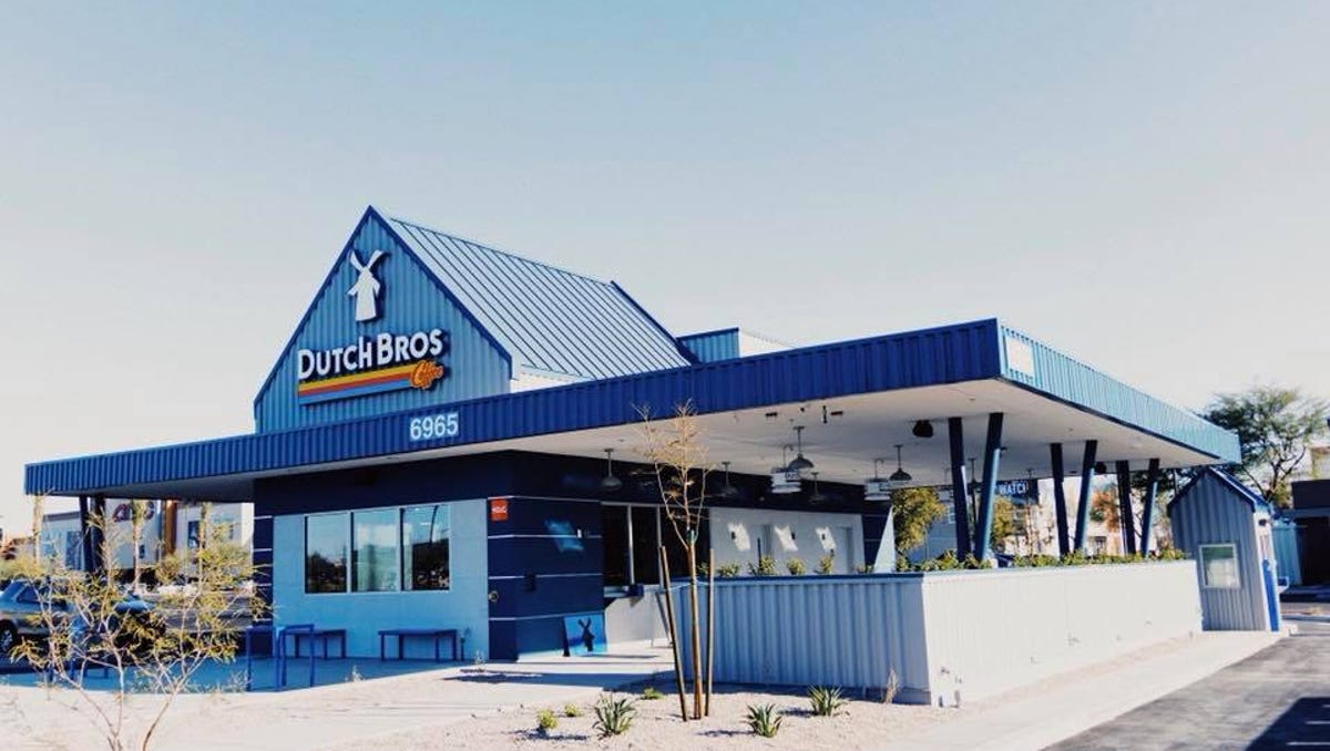 https://www.gannett-cdn.com/-mm-/490db7a3bfe4fb7531a2a6bdab7e63b395707da7/c=0-84-960-626/local/-/media/2018/03/29/Phoenix/Phoenix/636579456068793523-dutch-bros-glendale.jpg?auto=webp&format=pjpg&width=1200