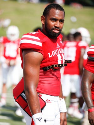 UL quarterback Anthony Jennings on the field before making his Cajun debut against Boise State last Saturday.