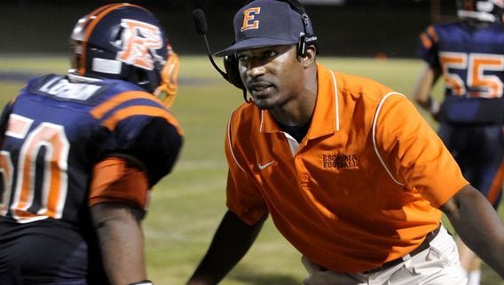 As first reported Saturday by WJHG-TV out of Pamana City, G.W. Carver has hired Vernon (Fla.) head football coach and athletic director Willie Spears to replace Billy Gresham as head football coach for the Wolverines. The hasn't been approved by Montgomery Public Schools.