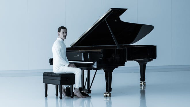 Alien Covenant Gives Michael Fassbender A Soulful Tour De Force