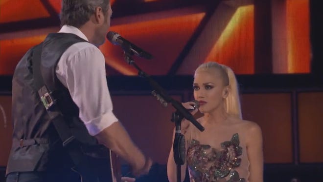 Blake Shelton and Gwen Stefani perform on 'The Voice'
