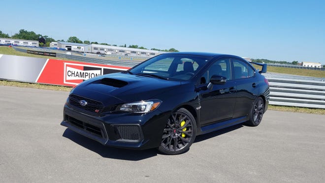 Payne Honda Type R Focus Rs Subie Sti Head To Head Payne Honda Type R Focus Rs Subie Sti Head To Head