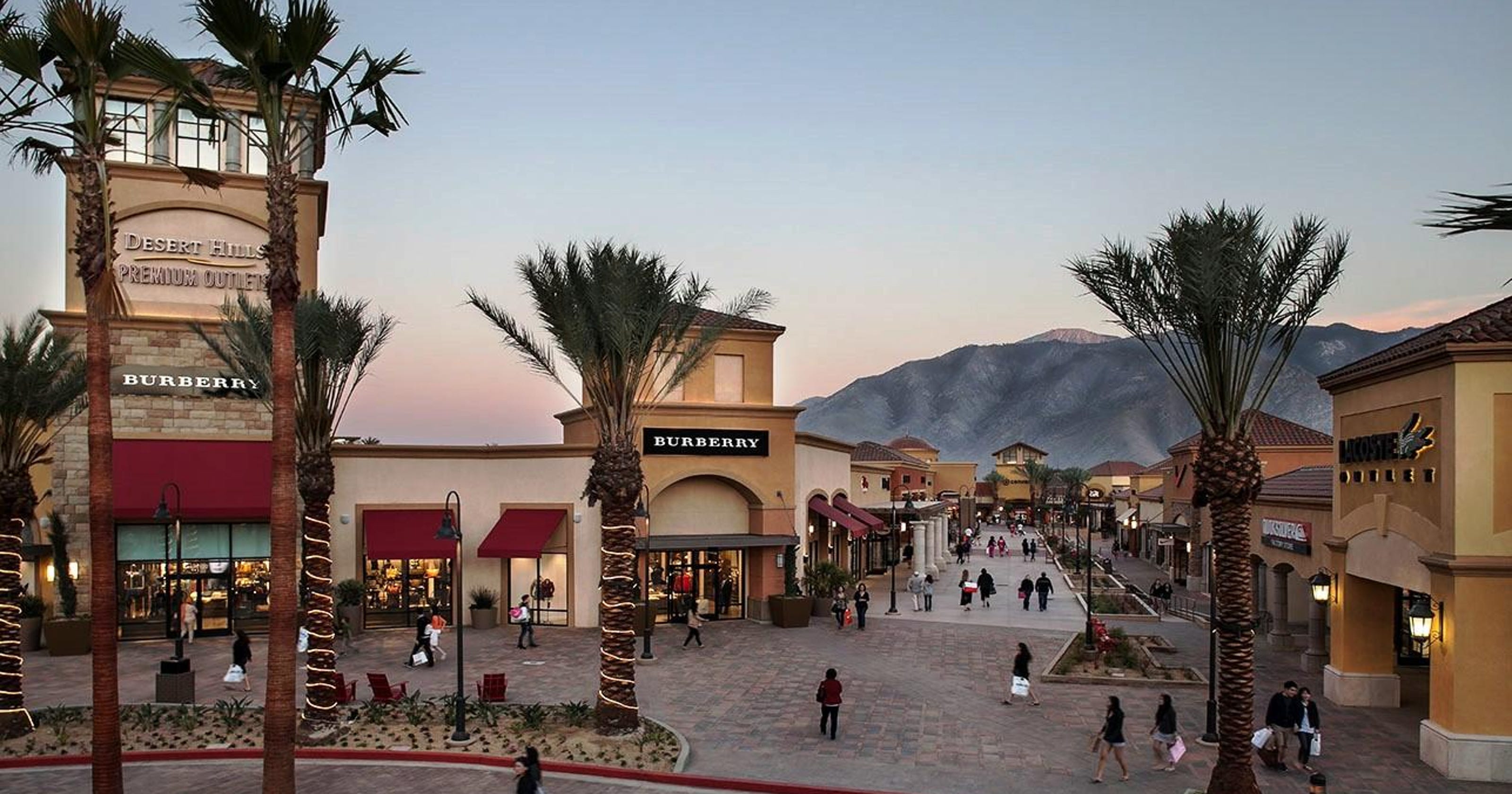 Six new shops, Five Guys added to outlets at Cabazon