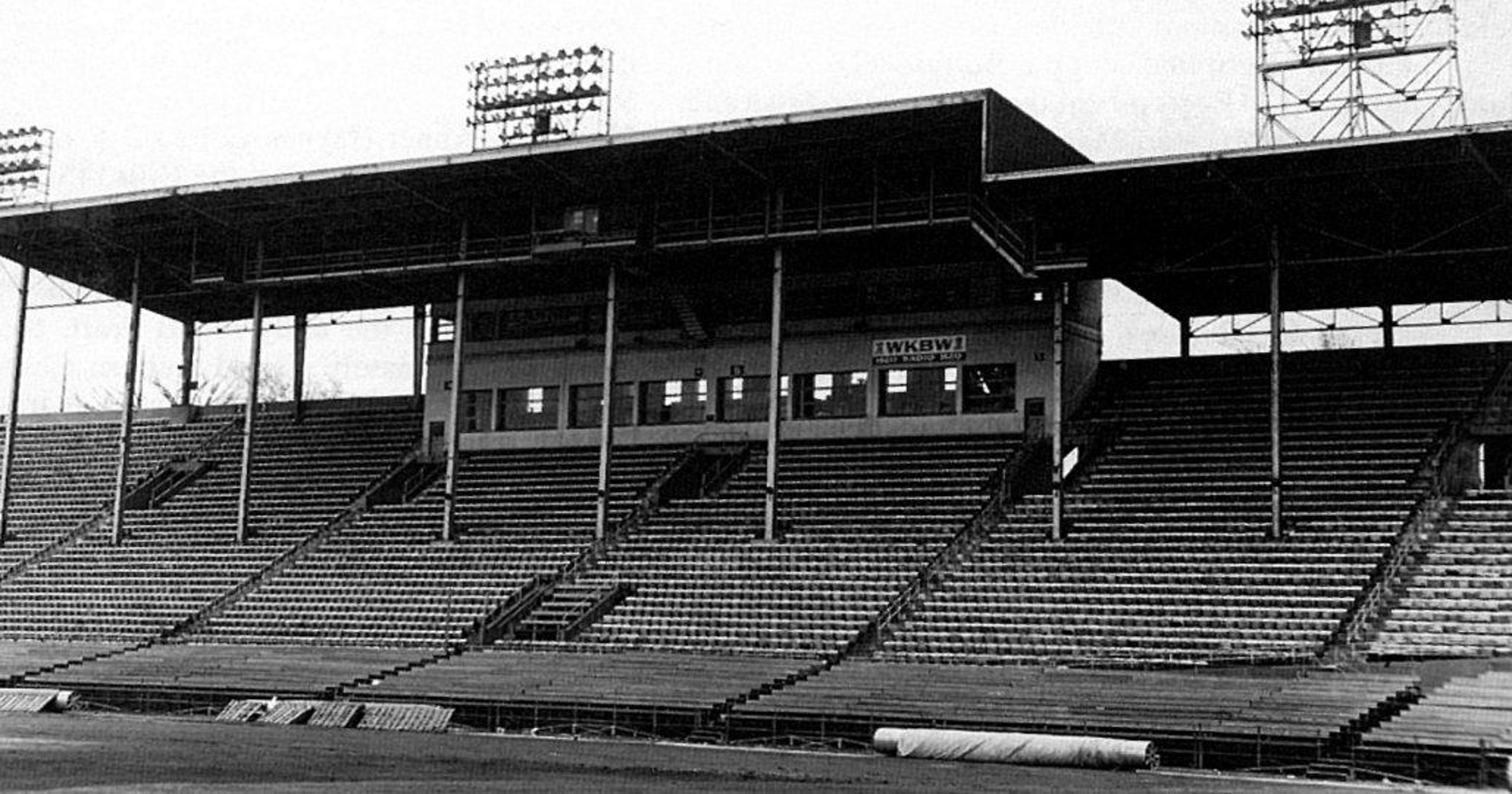 whatever-happened-to-war-memorial-stadium