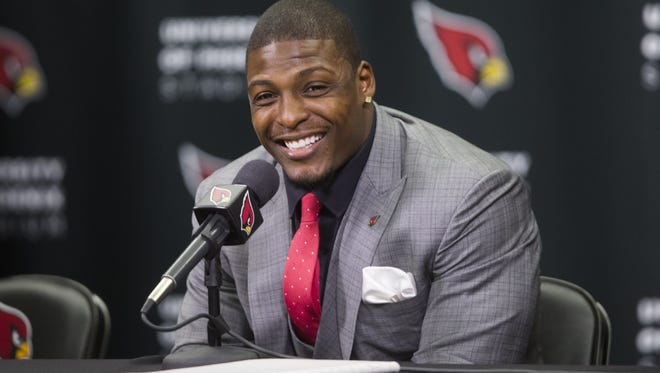 The Arizona Cardinals will induct strong safety Adrian Wilson into its Ring of Honor at halftime of the game vs. the San Francisco 49ers on Sunday, September 27 at University of Phoenix Stadium, the team has announced.