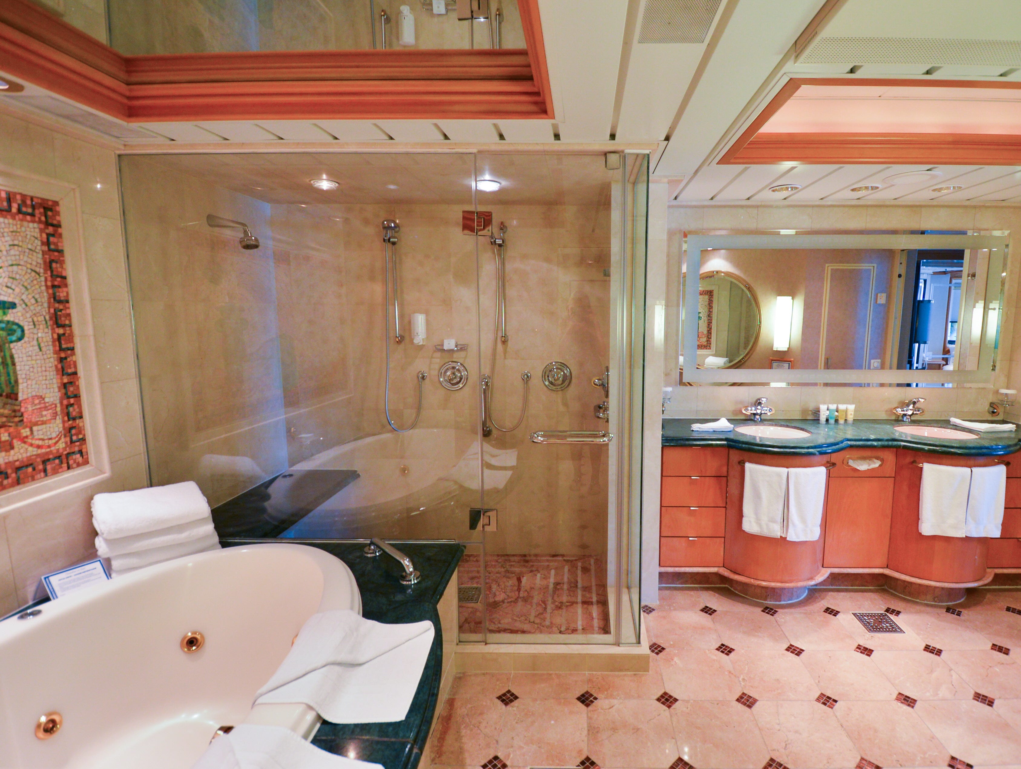 Deal watch: Royal Caribbean expands 'kids free' offer