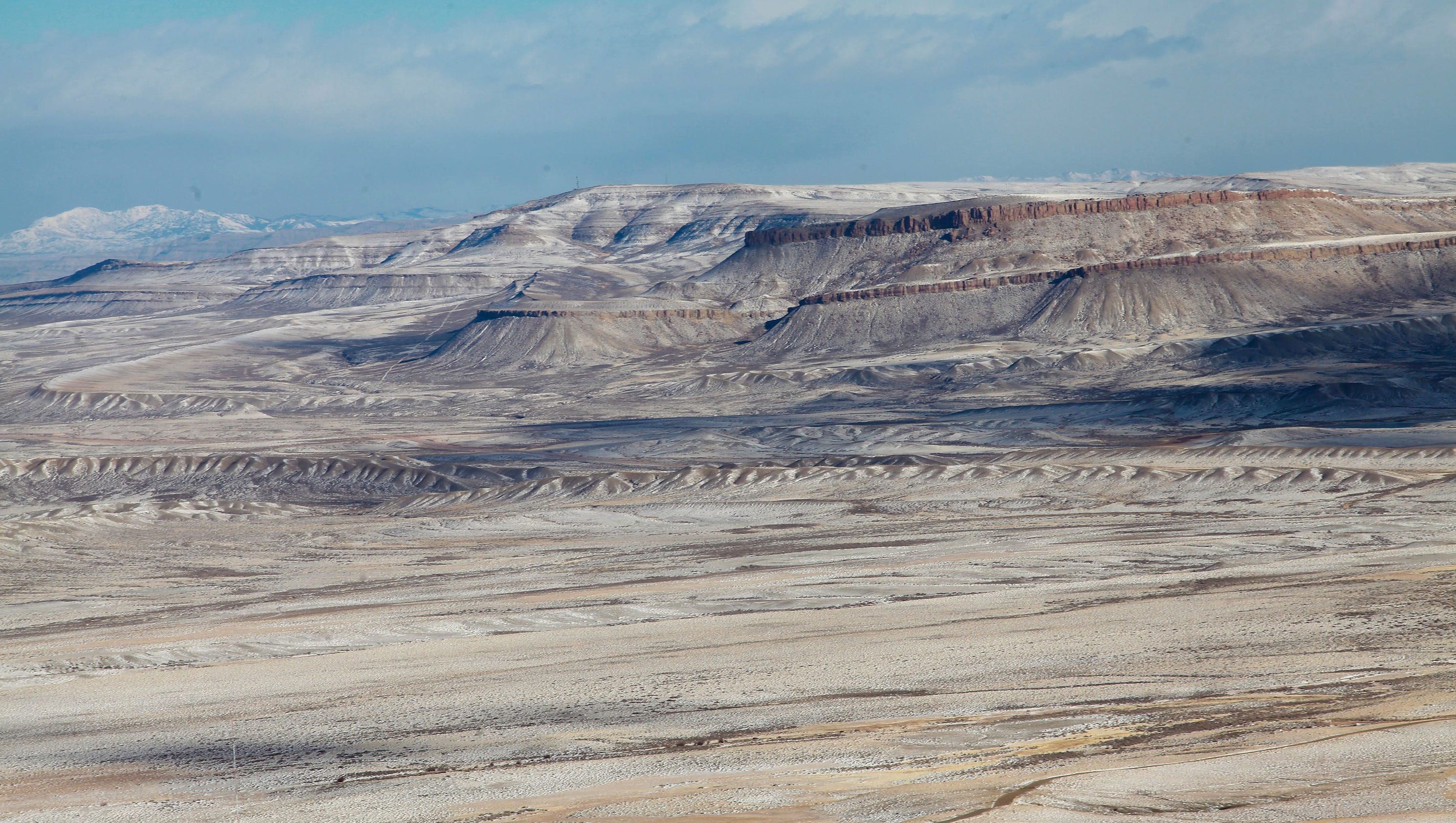In Wyoming wind, a conservative billionaire sees California's future