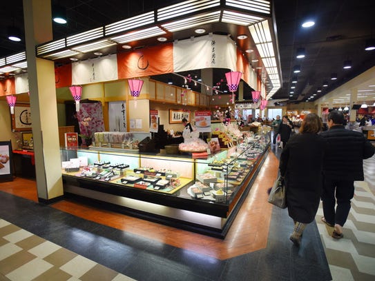 Food crawl: Mitsuwa Marketplace in Edgewater