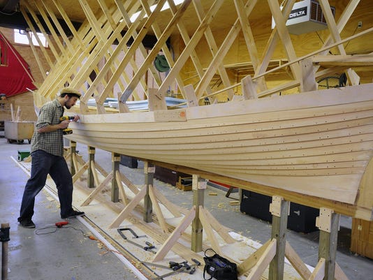 students in michigan take on art of building classic boats