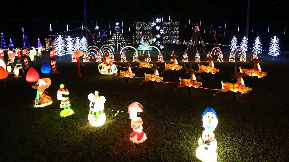 Hutchinson Christmas Light Map 2022 Home For The Holidays