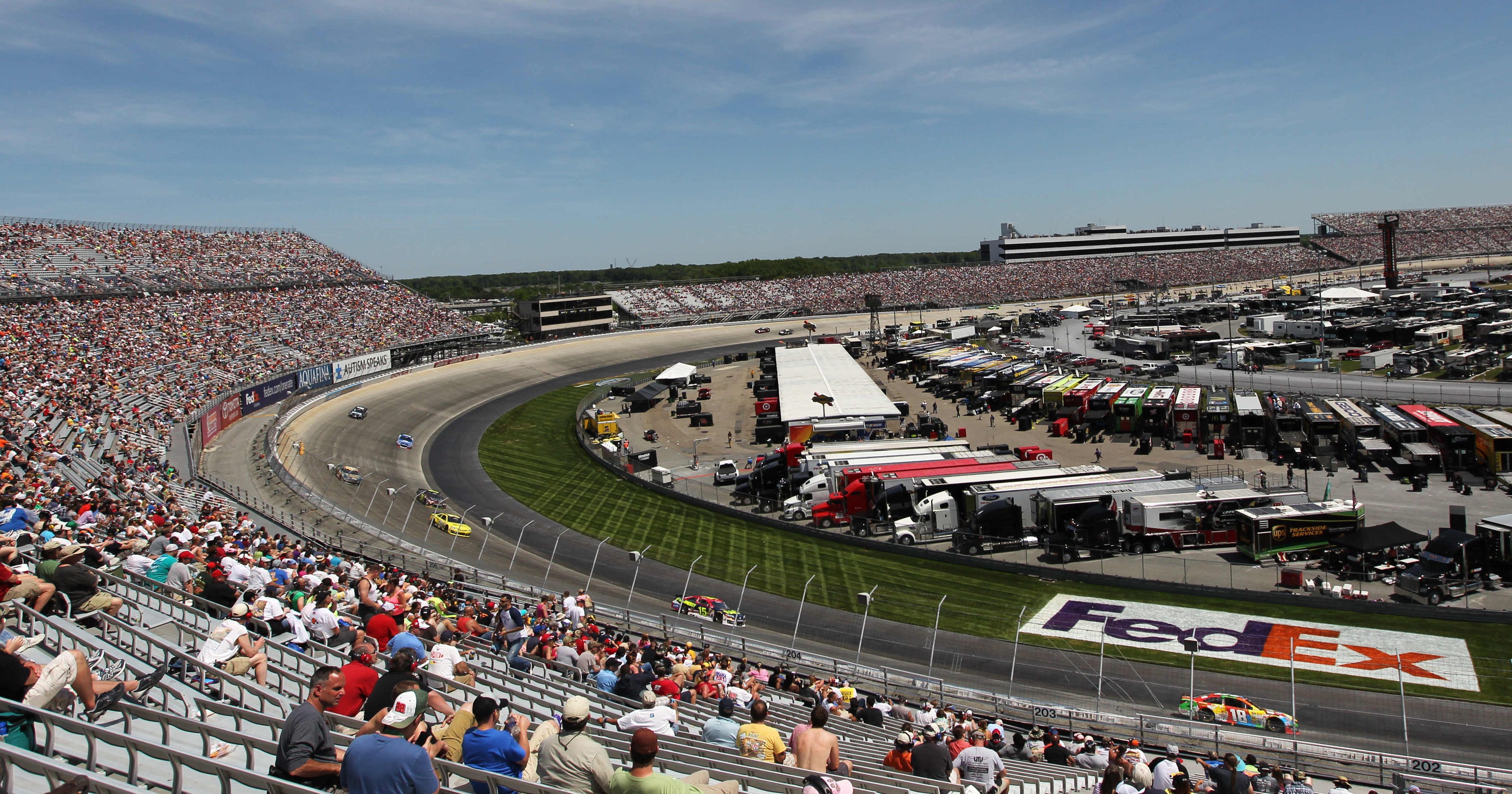 Dover International Speedway to remove more grandstands